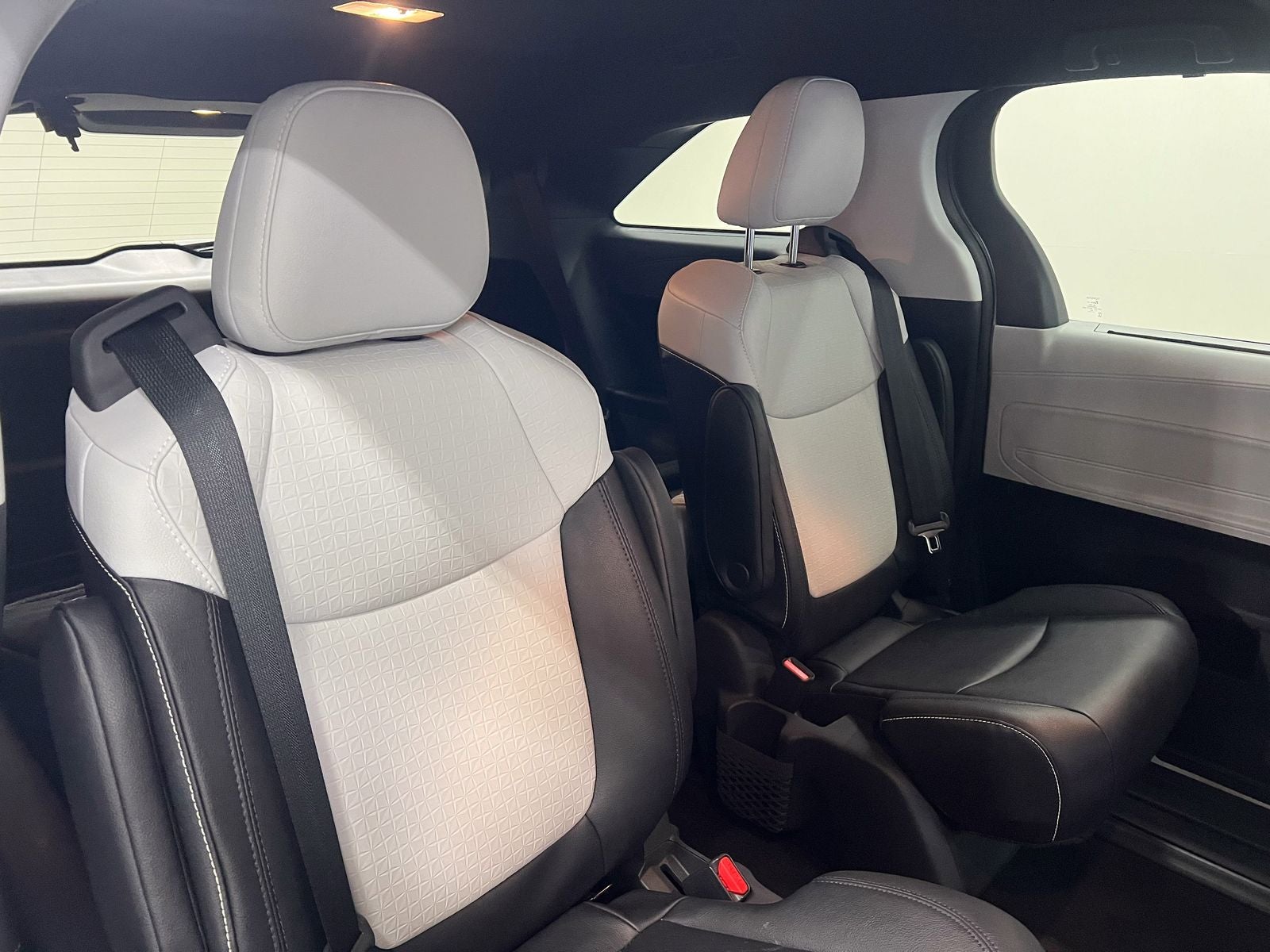 2025 Toyota Sienna XSE 7 Passenger