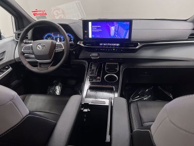 2025 Toyota Sienna XSE 7 Passenger