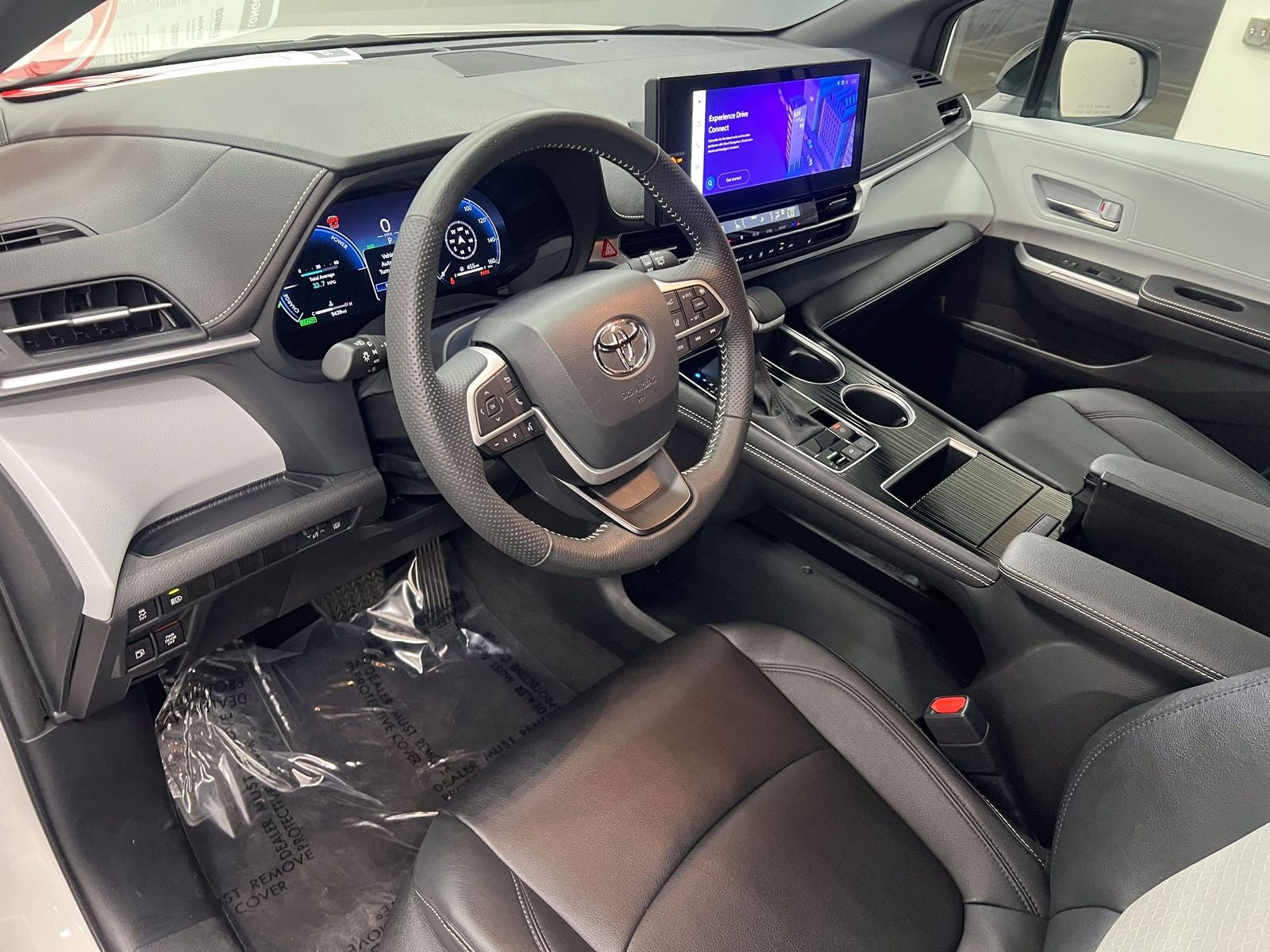 2025 Toyota Sienna XSE 7 Passenger