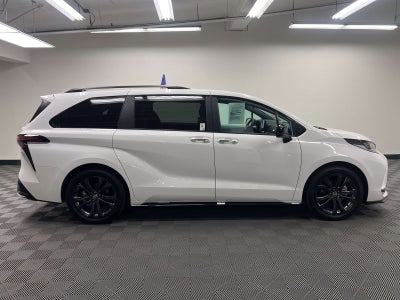 2025 Toyota Sienna XSE 7 Passenger