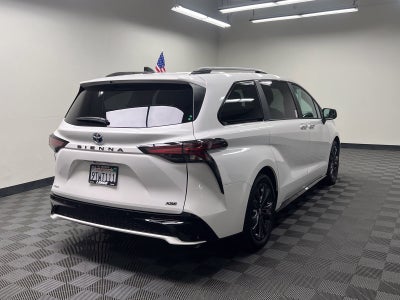 2025 Toyota Sienna XSE 7 Passenger