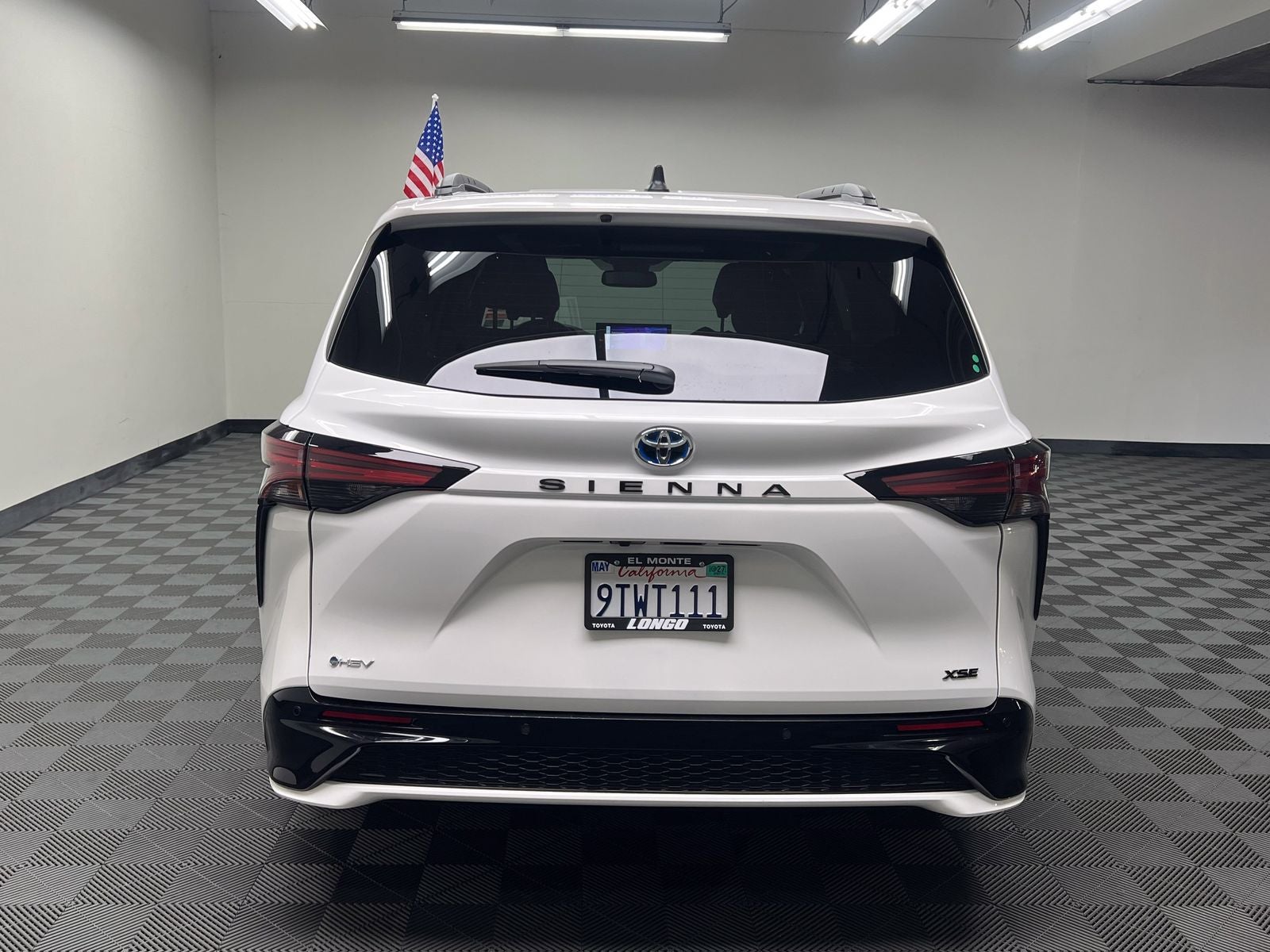 2025 Toyota Sienna XSE 7 Passenger