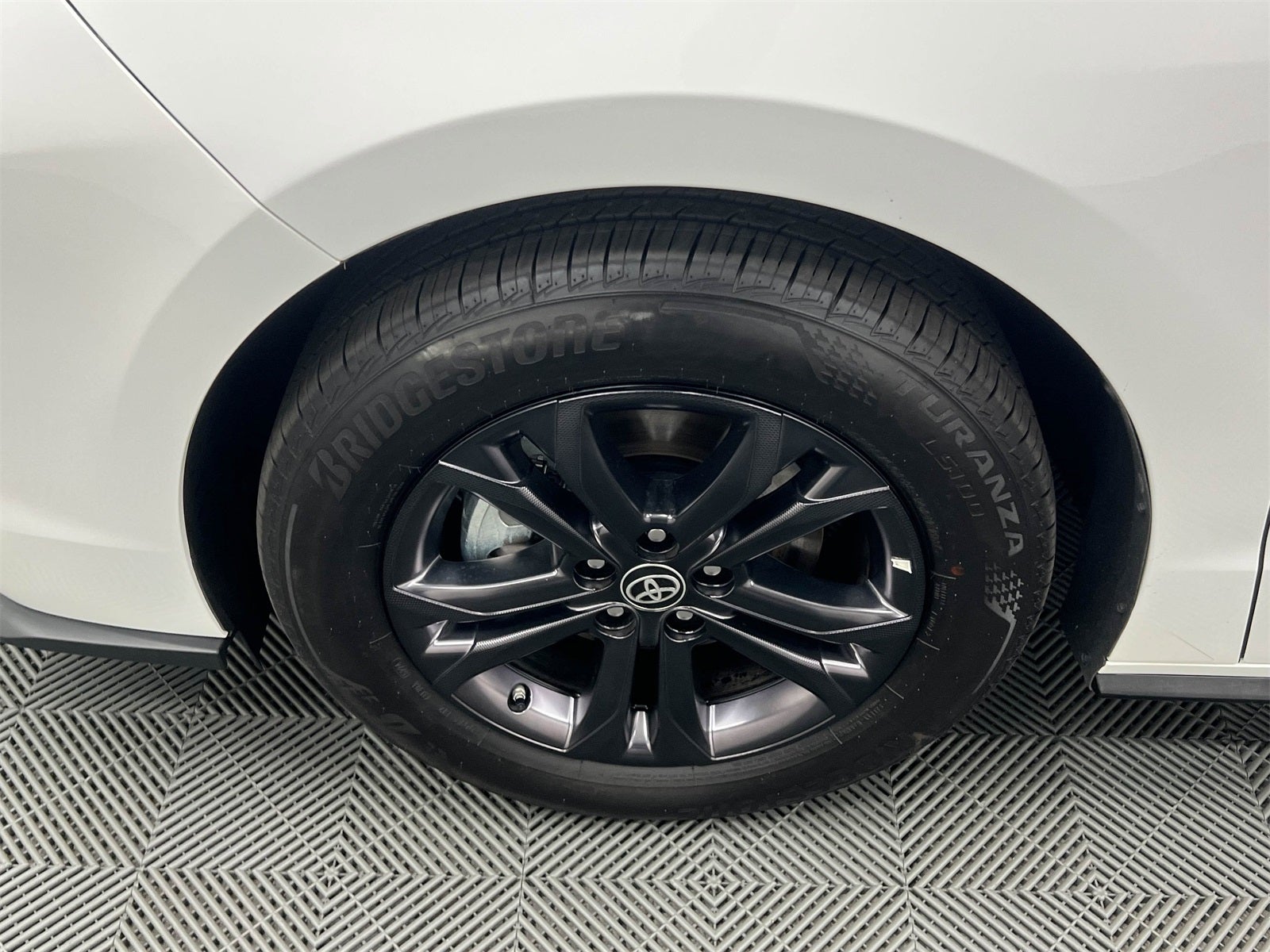 2025 Toyota Sienna XSE 7 Passenger