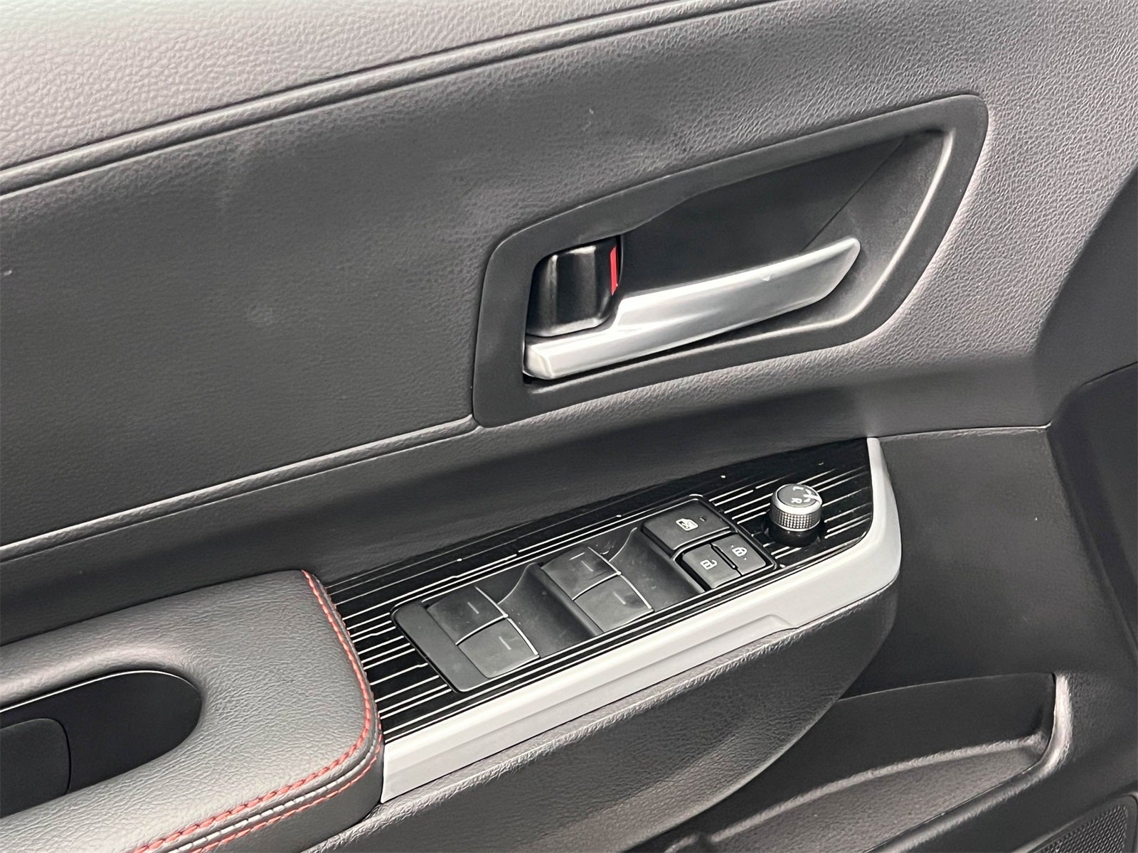 2025 Toyota Sienna XSE 7 Passenger