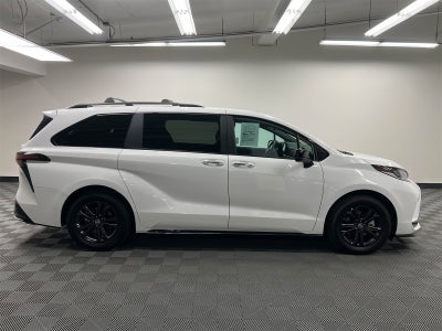 2025 Toyota Sienna XSE 7 Passenger