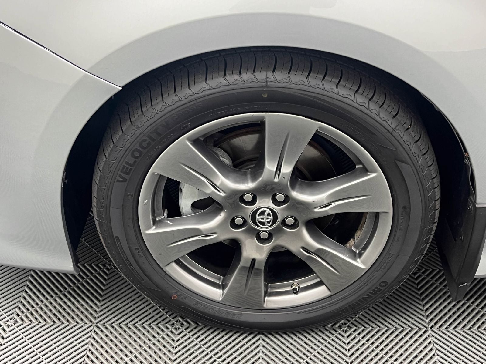 2019 Toyota Sienna SE 8 Passenger