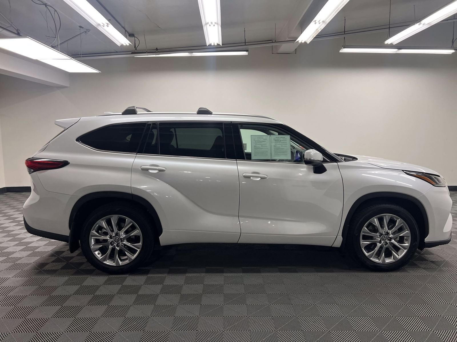 2023 Toyota Highlander Hybrid Limited
