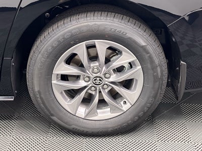 2026 Toyota Sienna XLE 8 Passenger