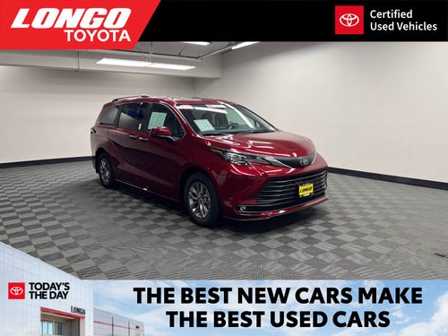2026 Toyota Sienna XLE 8 Passenger