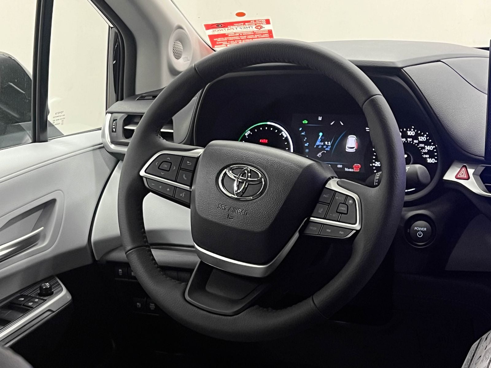 2026 Toyota Sienna XLE 8 Passenger