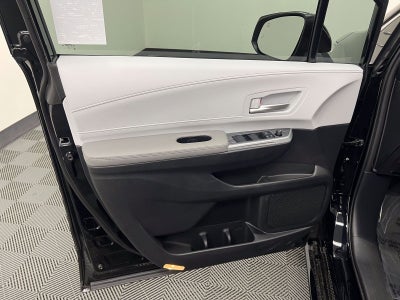 2026 Toyota Sienna XLE 8 Passenger
