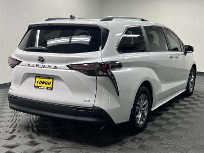 2026 Toyota Sienna XLE