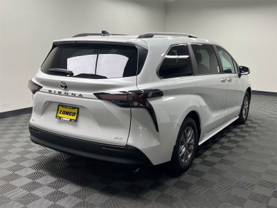 2026 Toyota Sienna XLE