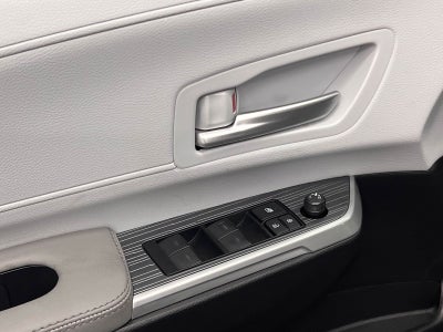 2026 Toyota Sienna XLE 8 Passenger
