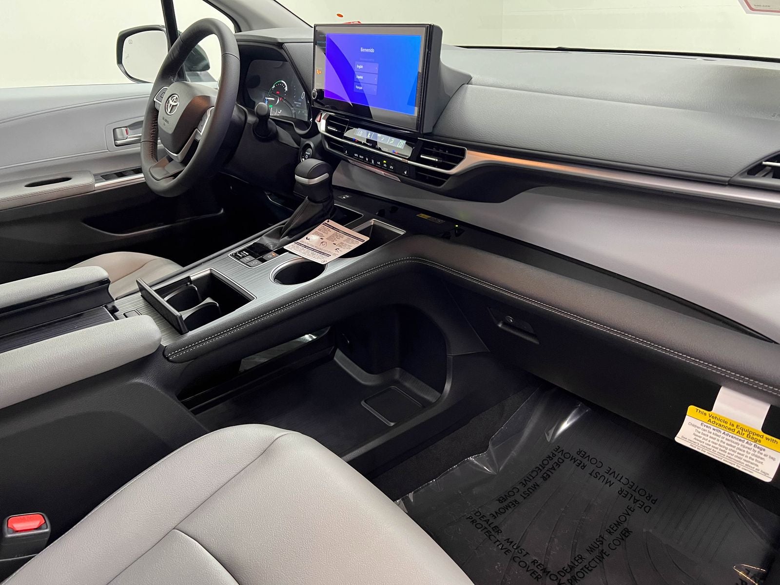 2026 Toyota Sienna XLE 8 Passenger