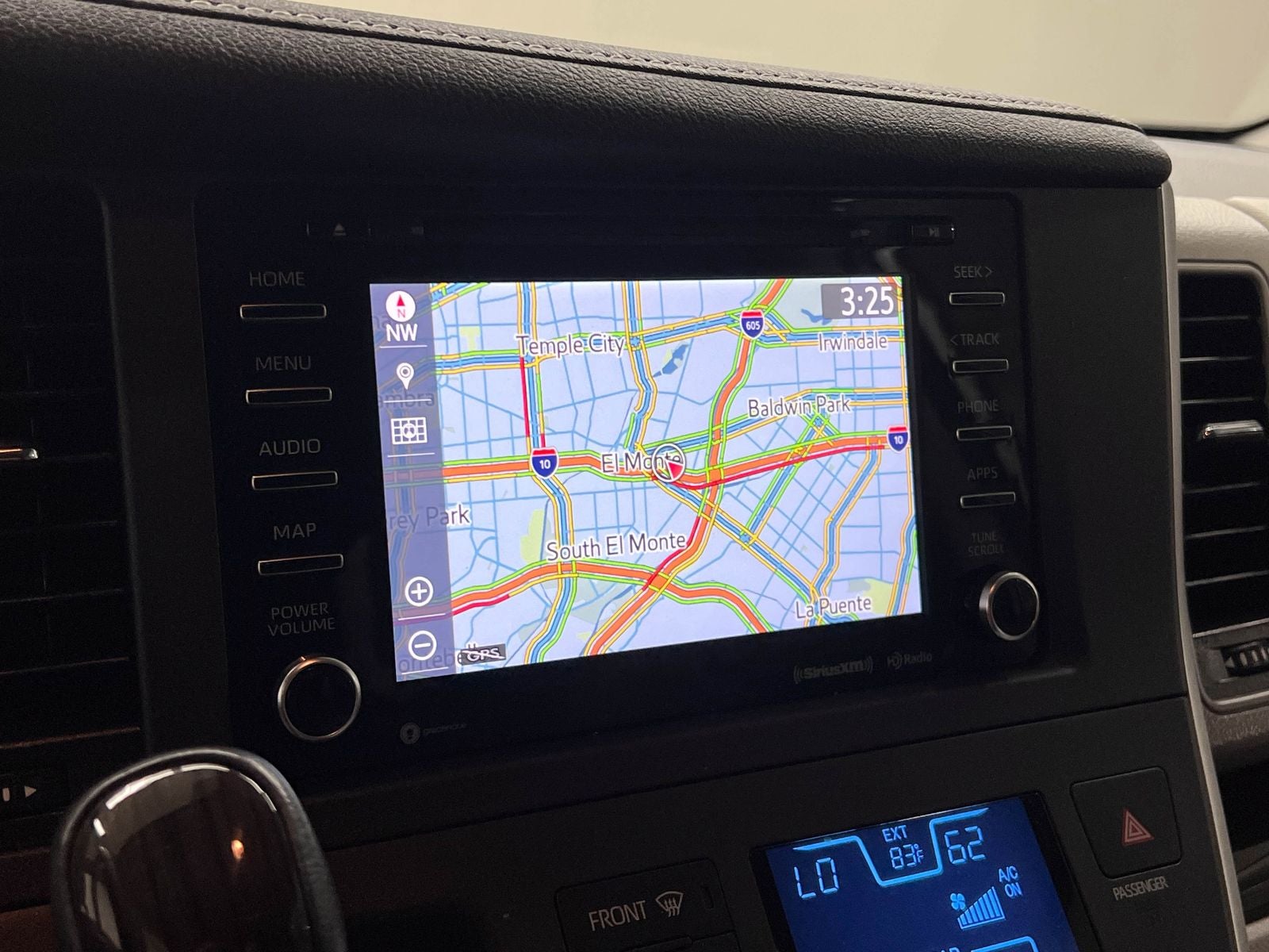 2020 Toyota Sienna XLE 8 Passenger