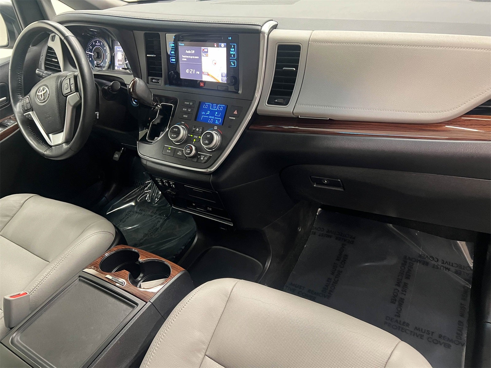 2017 Toyota Sienna Limited Premium 7 Passenger