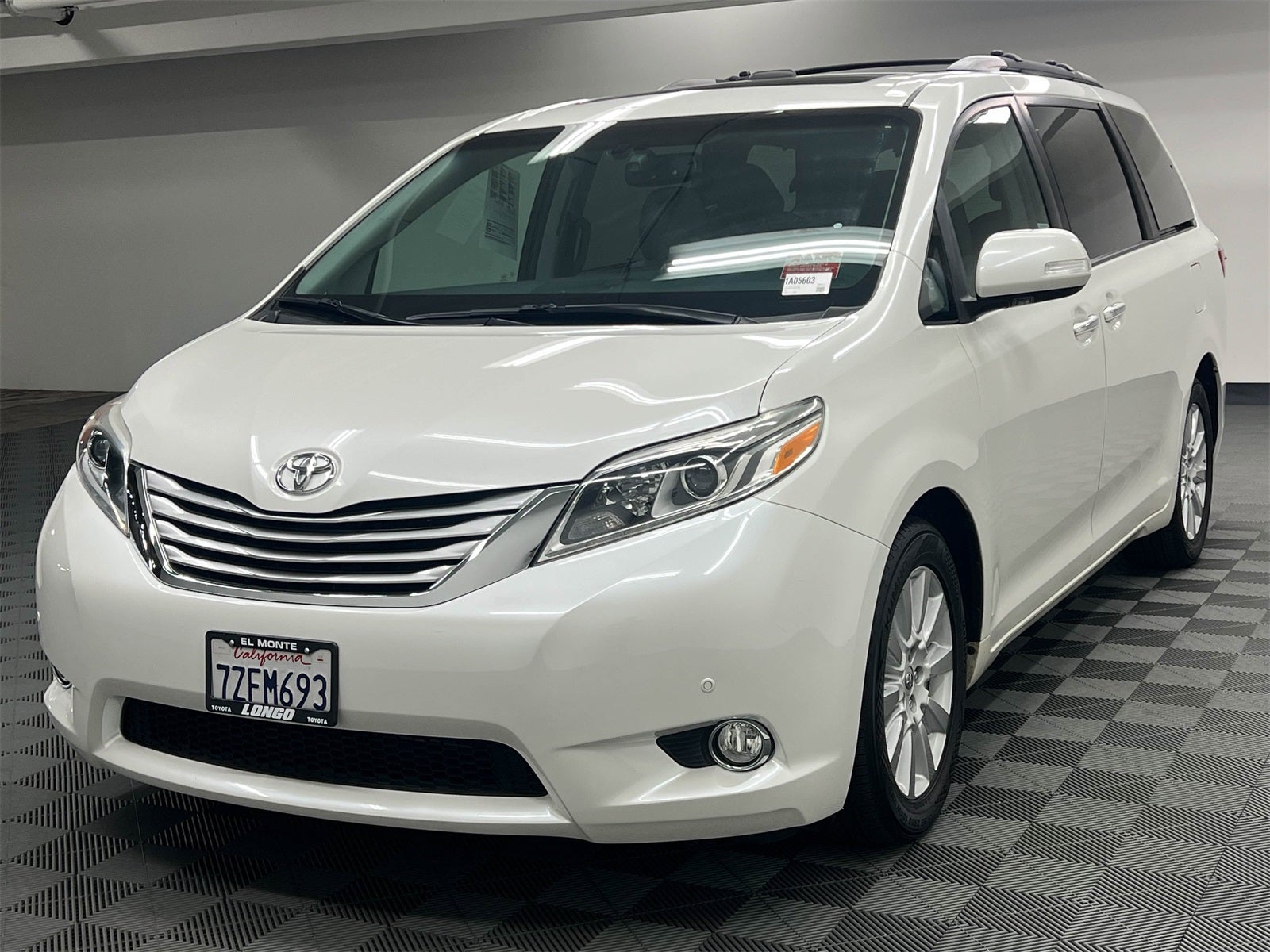 2017 Toyota Sienna Limited Premium 7 Passenger