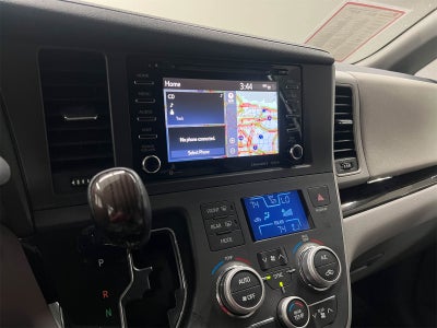 2020 Toyota Sienna XLE 8 Passenger