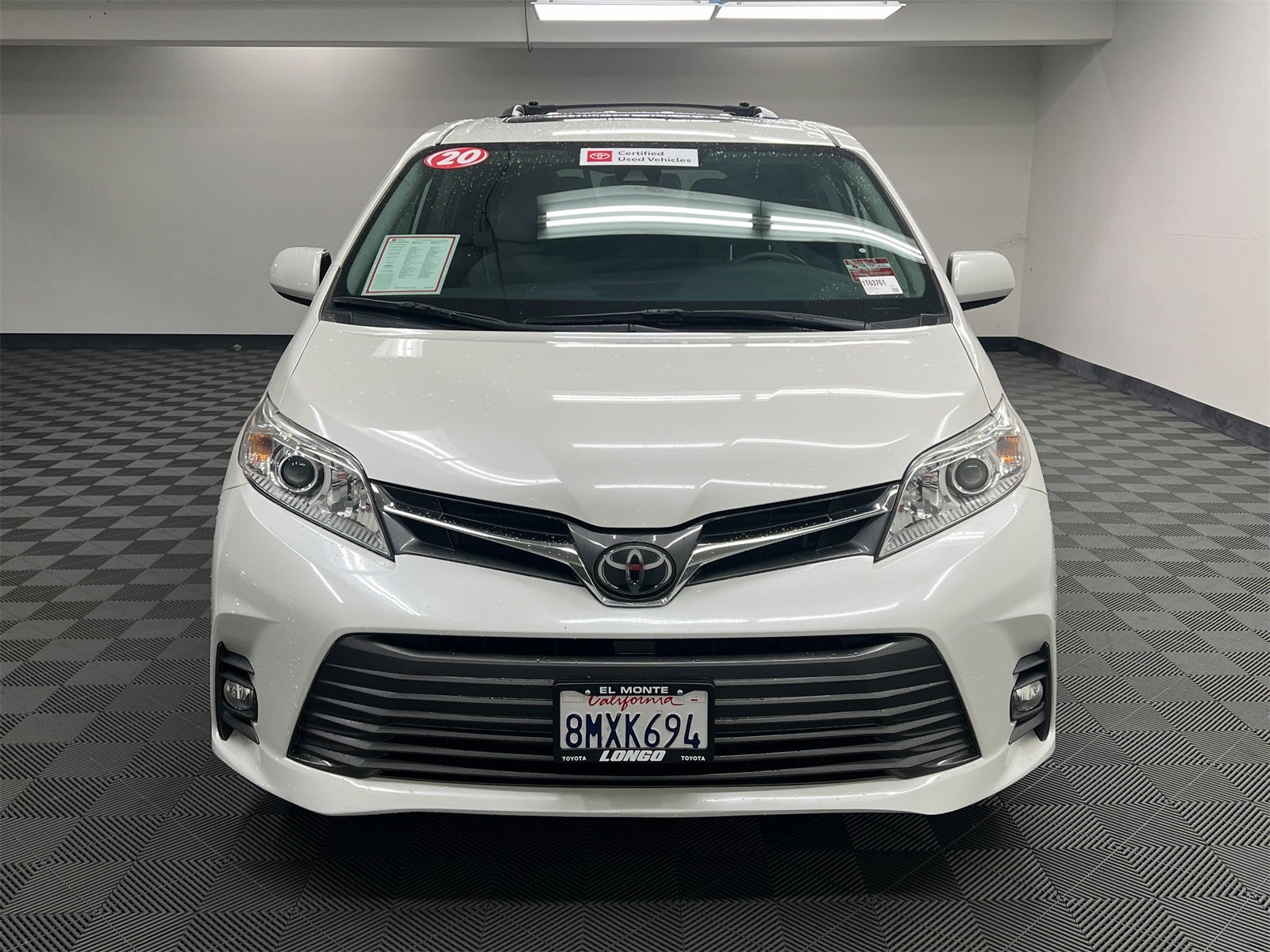 2020 Toyota Sienna XLE 8 Passenger