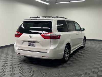 2020 Toyota Sienna XLE 8 Passenger
