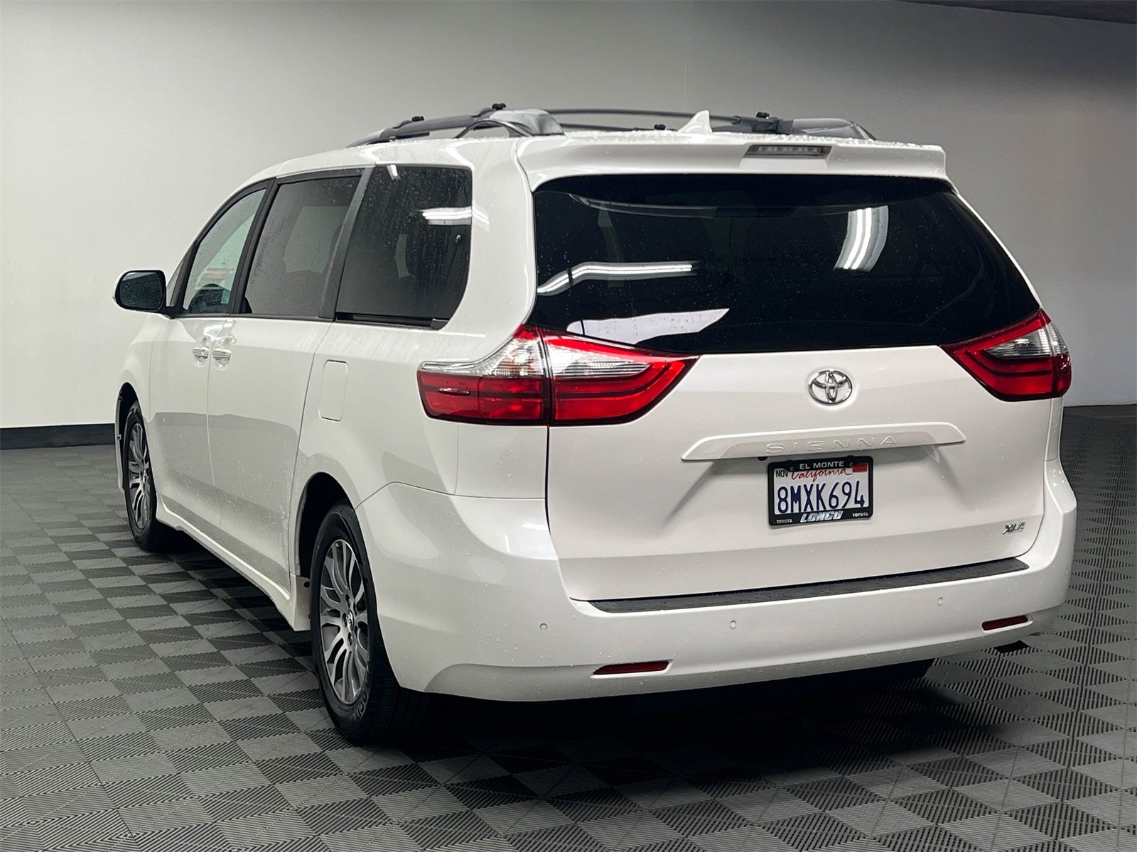 2020 Toyota Sienna XLE 8 Passenger