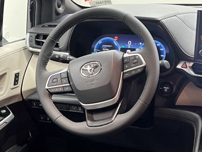 2026 Toyota Sienna Limited 7 Passenger
