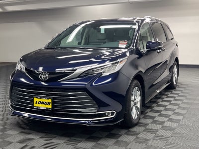 2026 Toyota Sienna Limited 7 Passenger