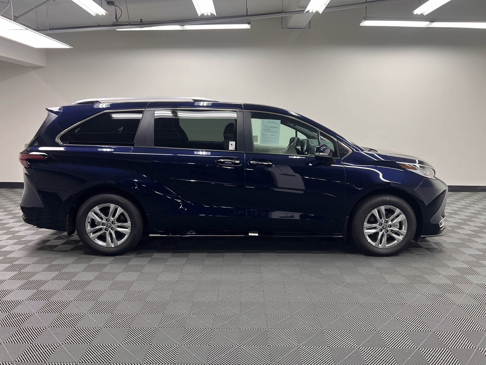 2026 Toyota Sienna Limited 7 Passenger