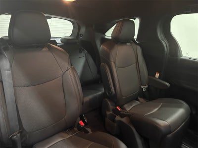 2025 Toyota Sienna Limited 7 Passenger