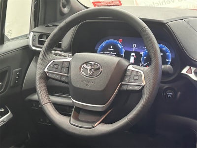 2025 Toyota Sienna Limited 7 Passenger
