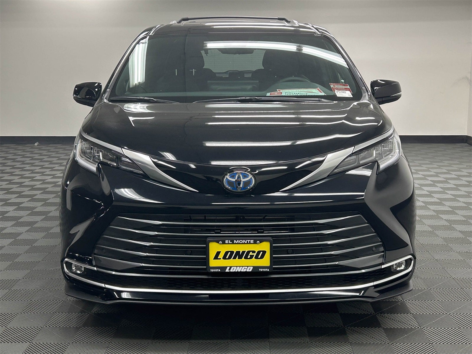 2025 Toyota Sienna Limited 7 Passenger