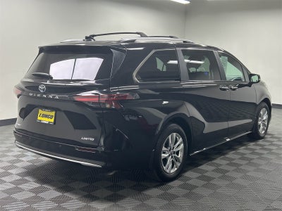 2025 Toyota Sienna Limited 7 Passenger