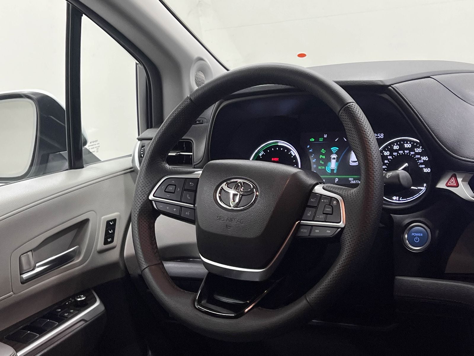 2023 Toyota Sienna Limited 7 Passenger