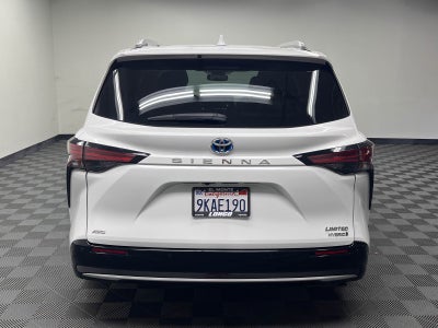 2023 Toyota Sienna Limited 7 Passenger