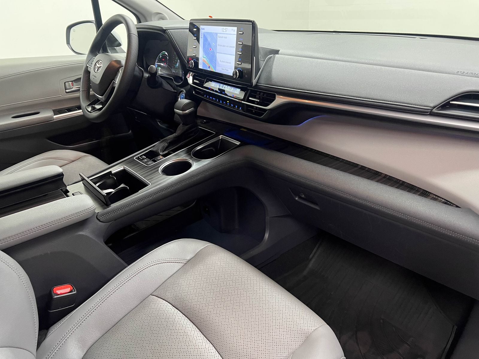 2023 Toyota Sienna Limited 7 Passenger