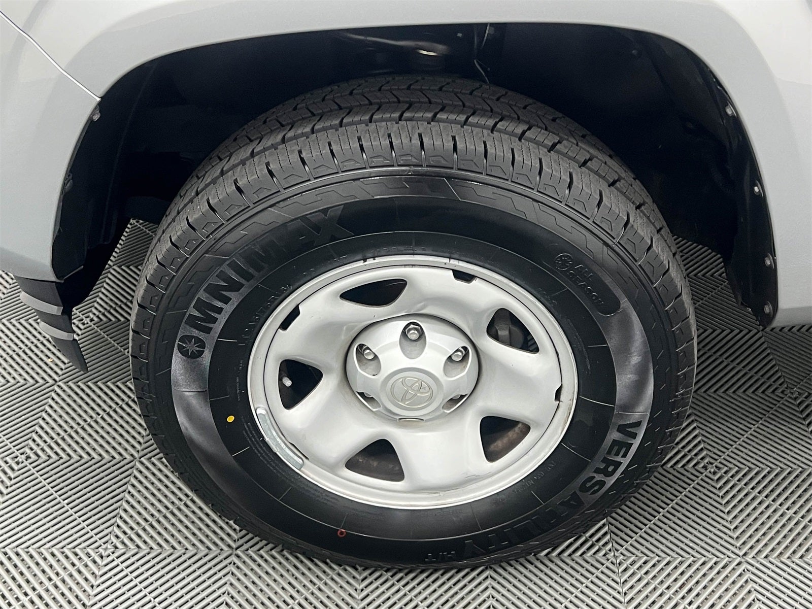 2018 Toyota Tacoma SR RWD