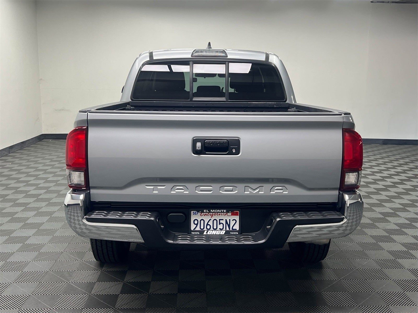 2018 Toyota Tacoma SR RWD