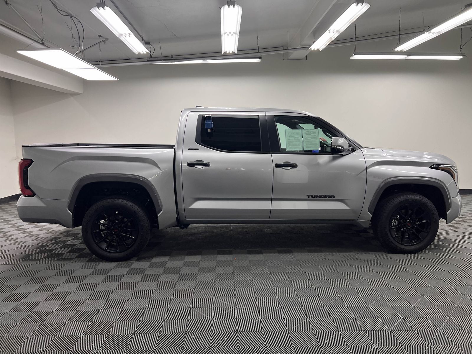 2025 Toyota Tundra Limited 4WD