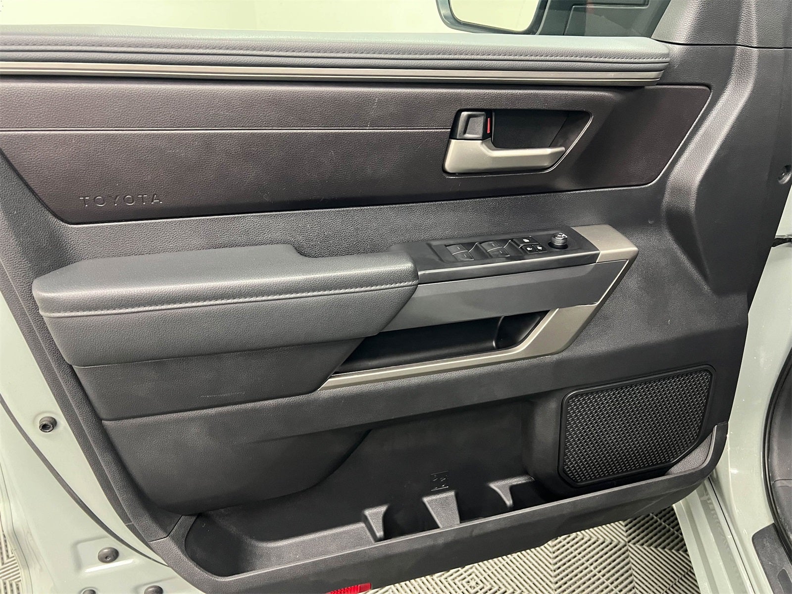 2023 Toyota Tundra SR5 RWD