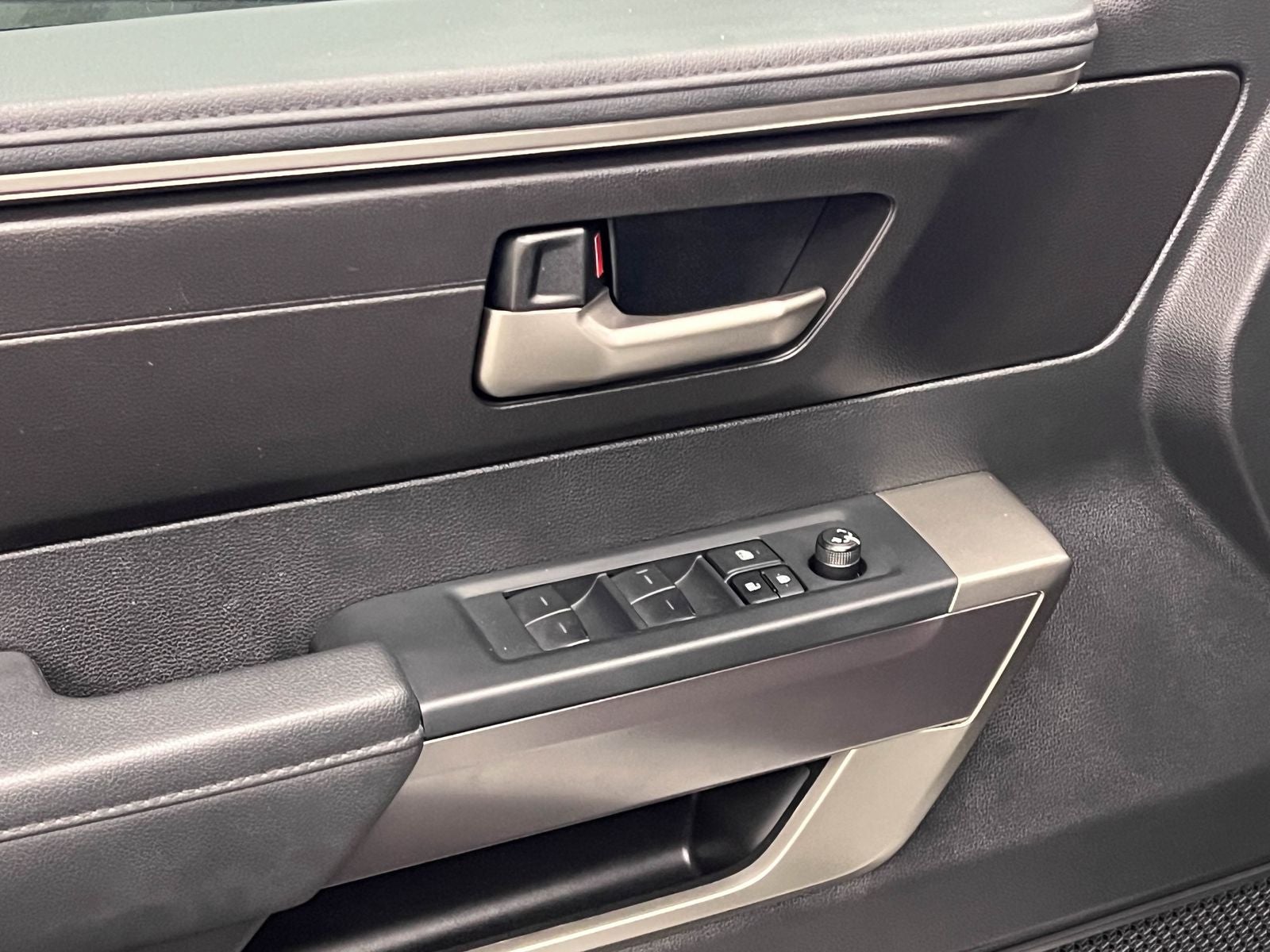 2025 Toyota Tundra SR5 RWD