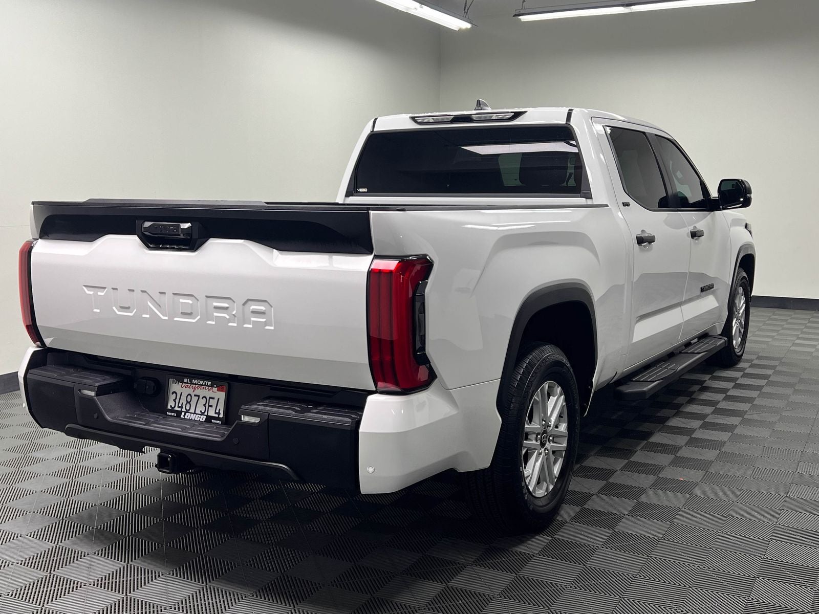 2025 Toyota Tundra SR5 RWD