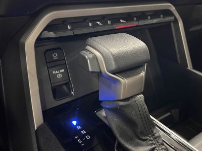 2022 Toyota Tundra SR5 4WD