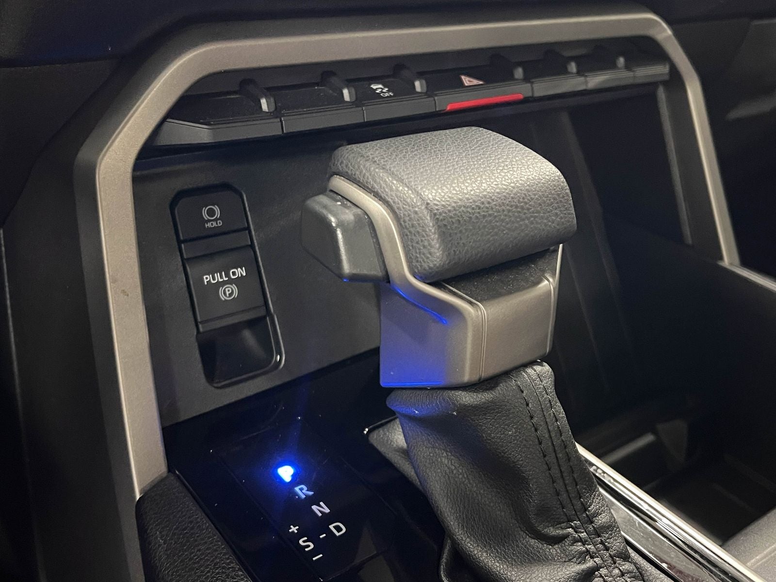 2022 Toyota Tundra SR5 4WD