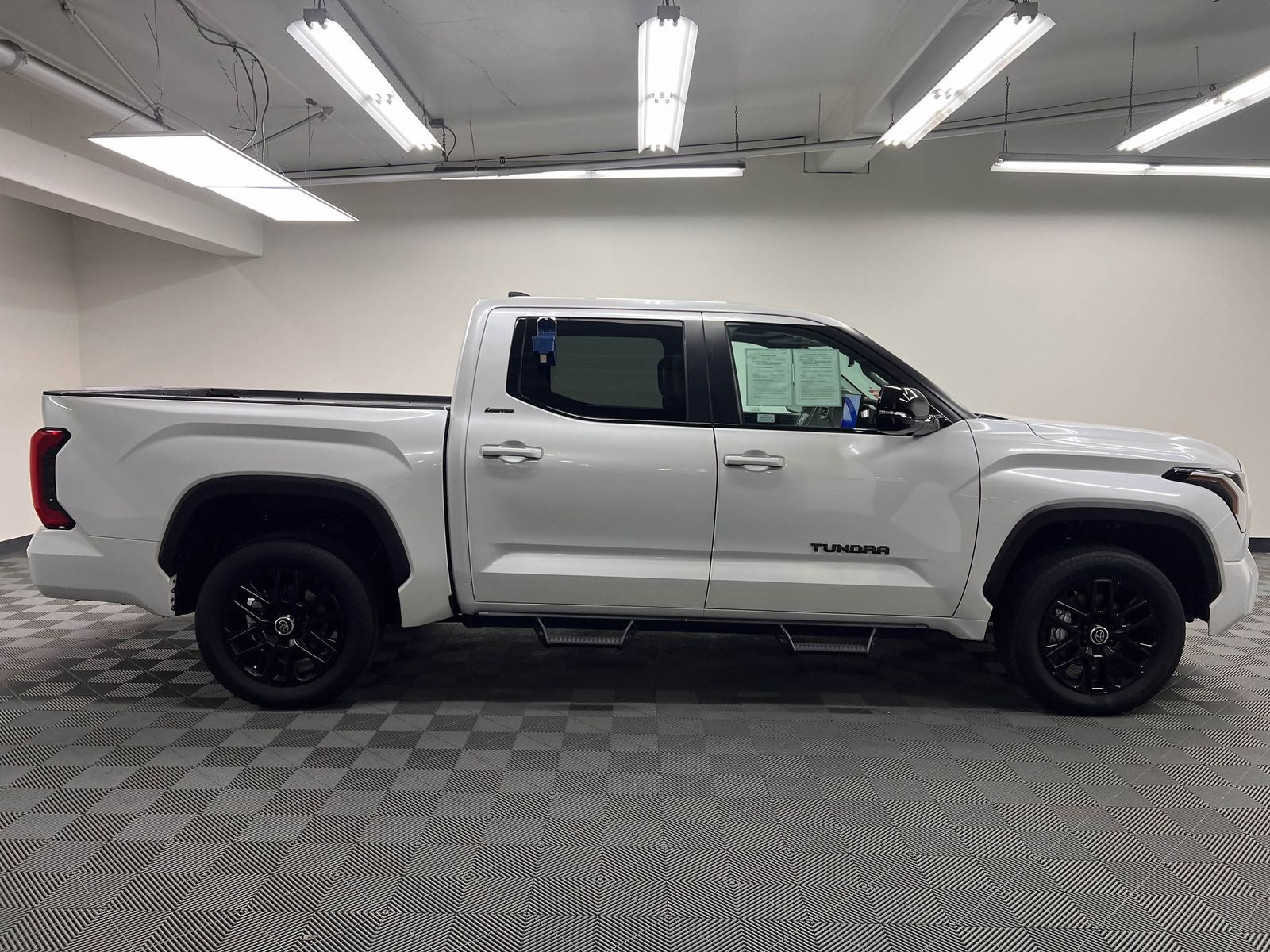 2024 Toyota Tundra Limited 4WD