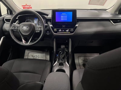 2025 Toyota Corolla Cross LE