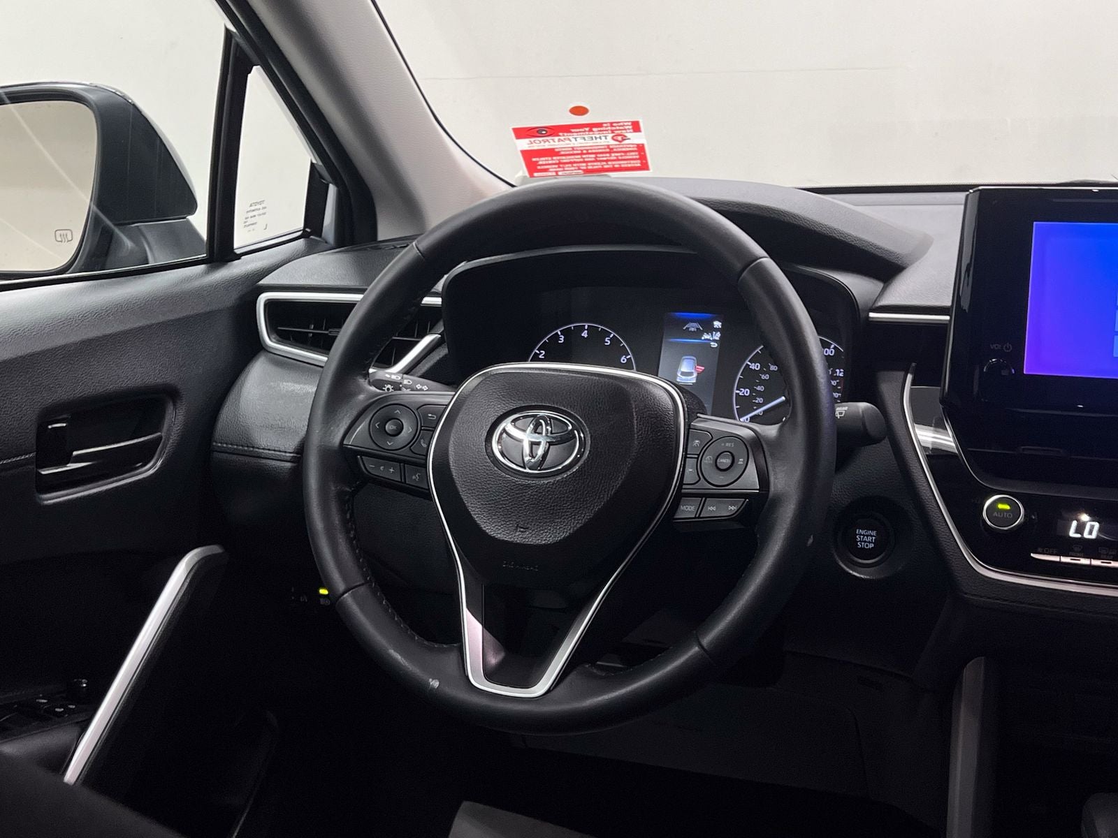 2025 Toyota Corolla Cross LE