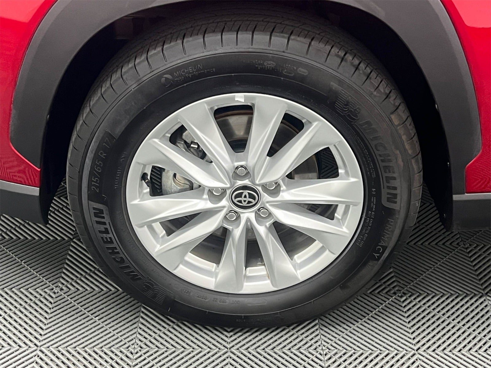 2025 Toyota Corolla Cross LE