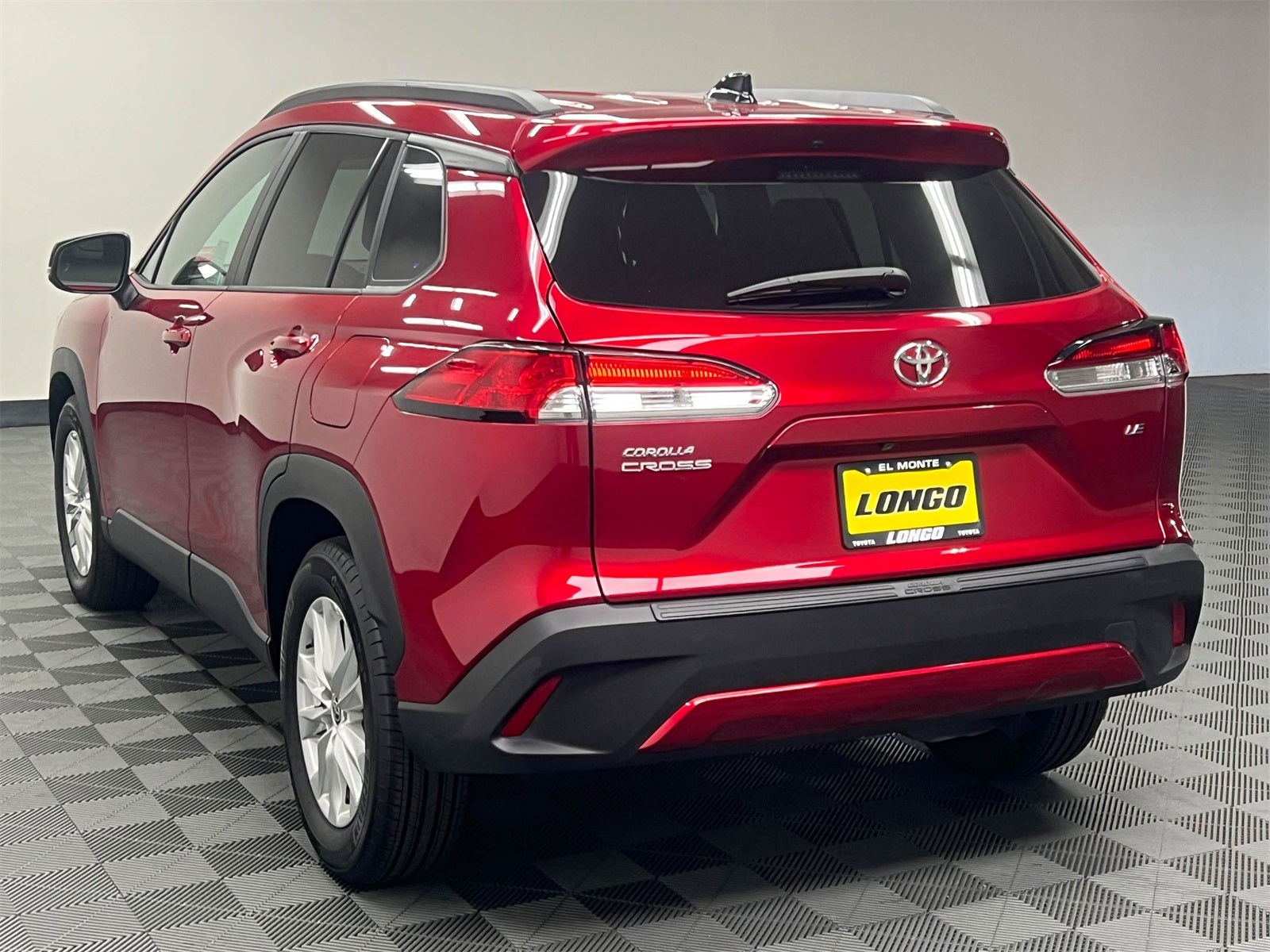 2025 Toyota Corolla Cross LE