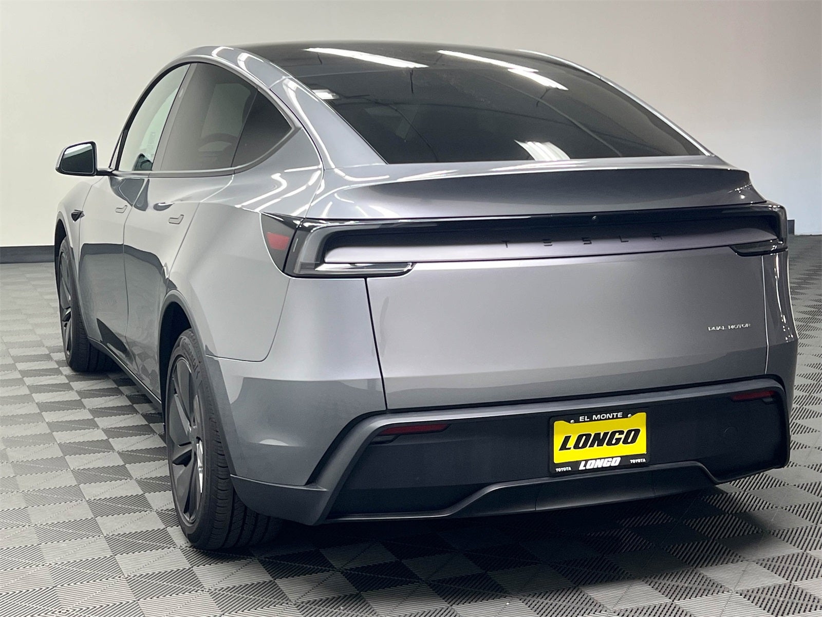 2026 Tesla Model Y Long Range